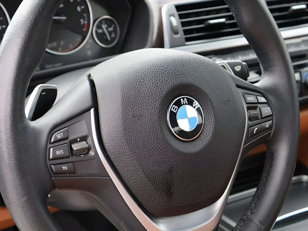 Used 2016 Alpine White BMW 340i xDrive image 19