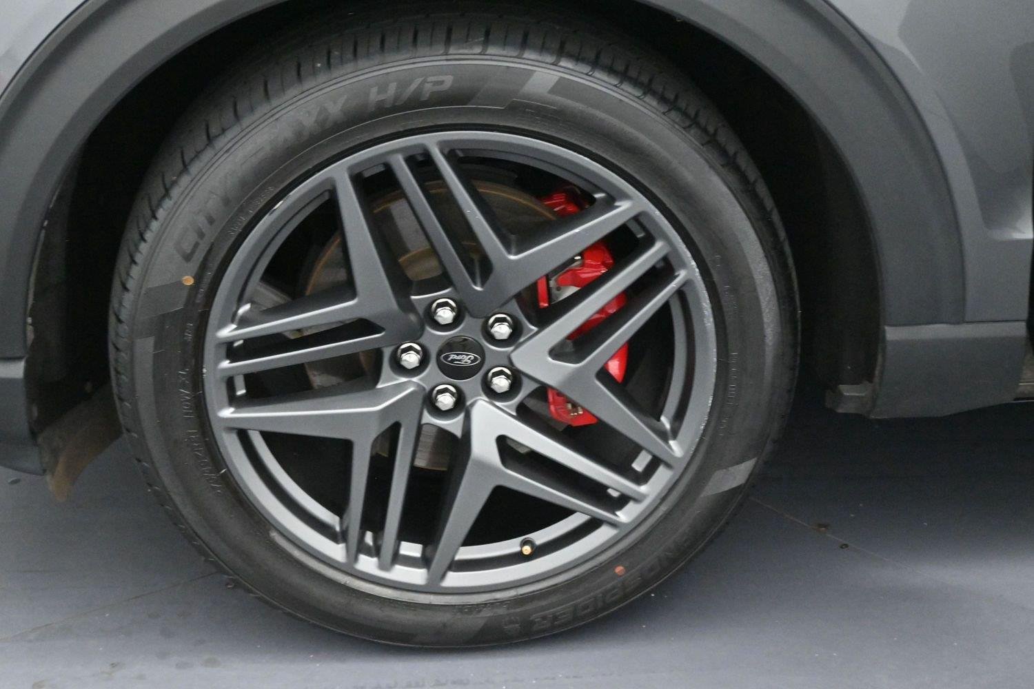 Used 2025 Carbonized Gray Ford ST-Line image 39