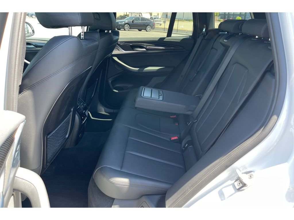 Used 2021 Alpine White BMW M40i image 15