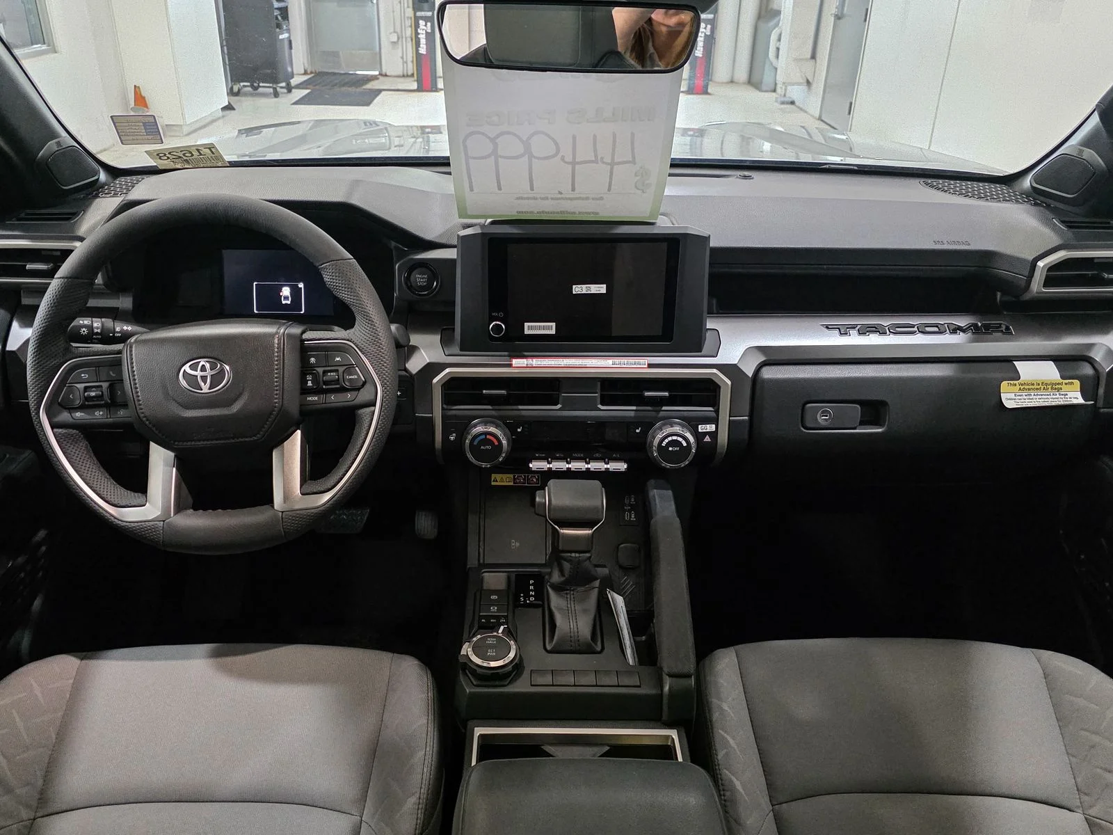 2026 Toyota Tacoma SR5 - Photo 23