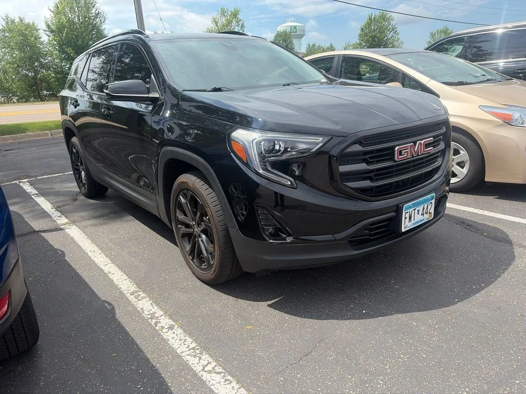 Used 2021 Black GMC SLT image 1