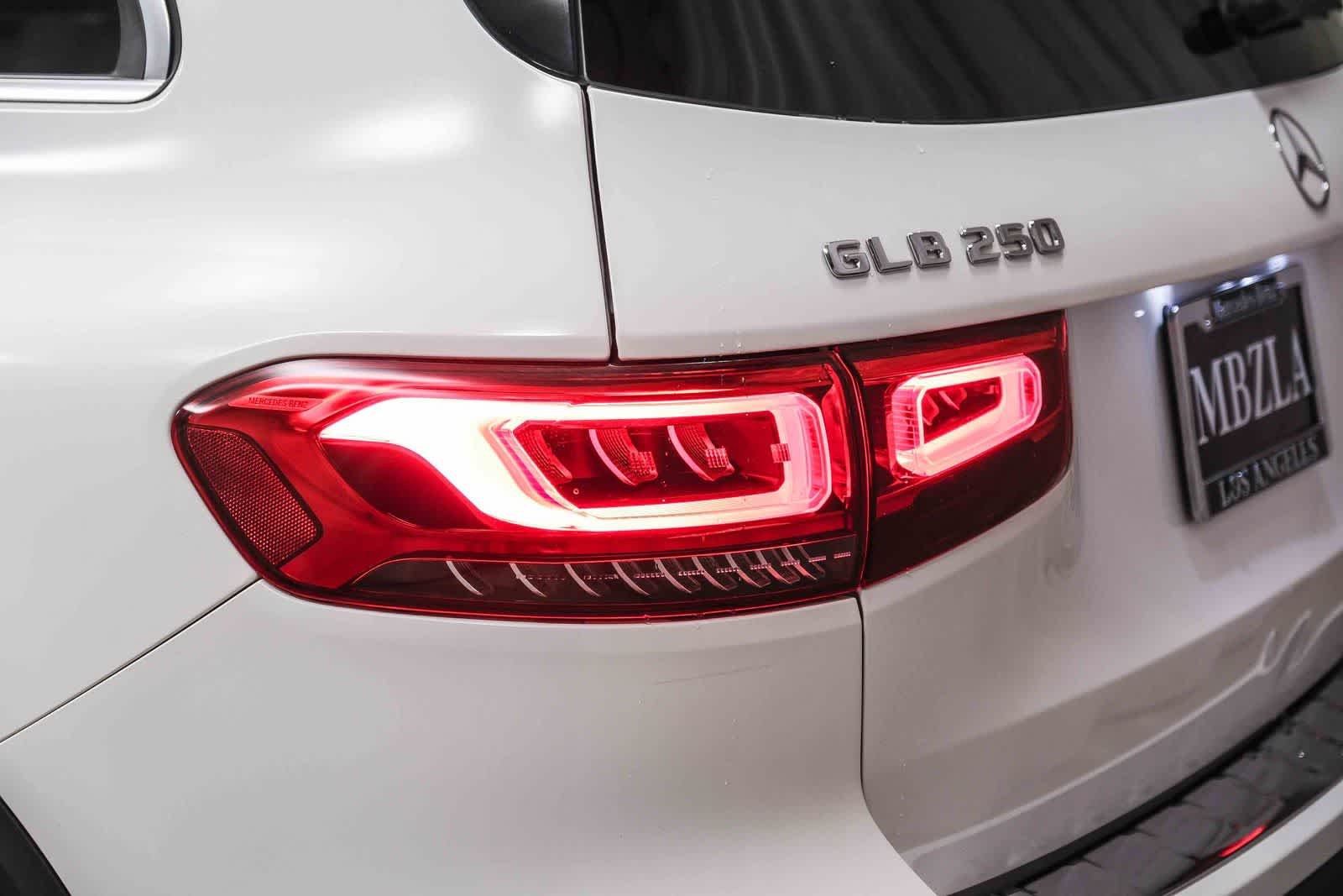 Certified Used 2021 Polar White Mercedes-Benz GLB 250 image 7