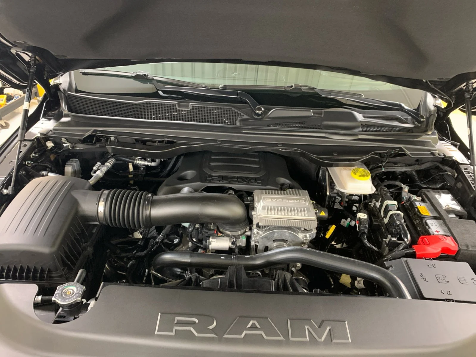 New 2026 Diamond Black Crystal Pearl Ram Sport image 20