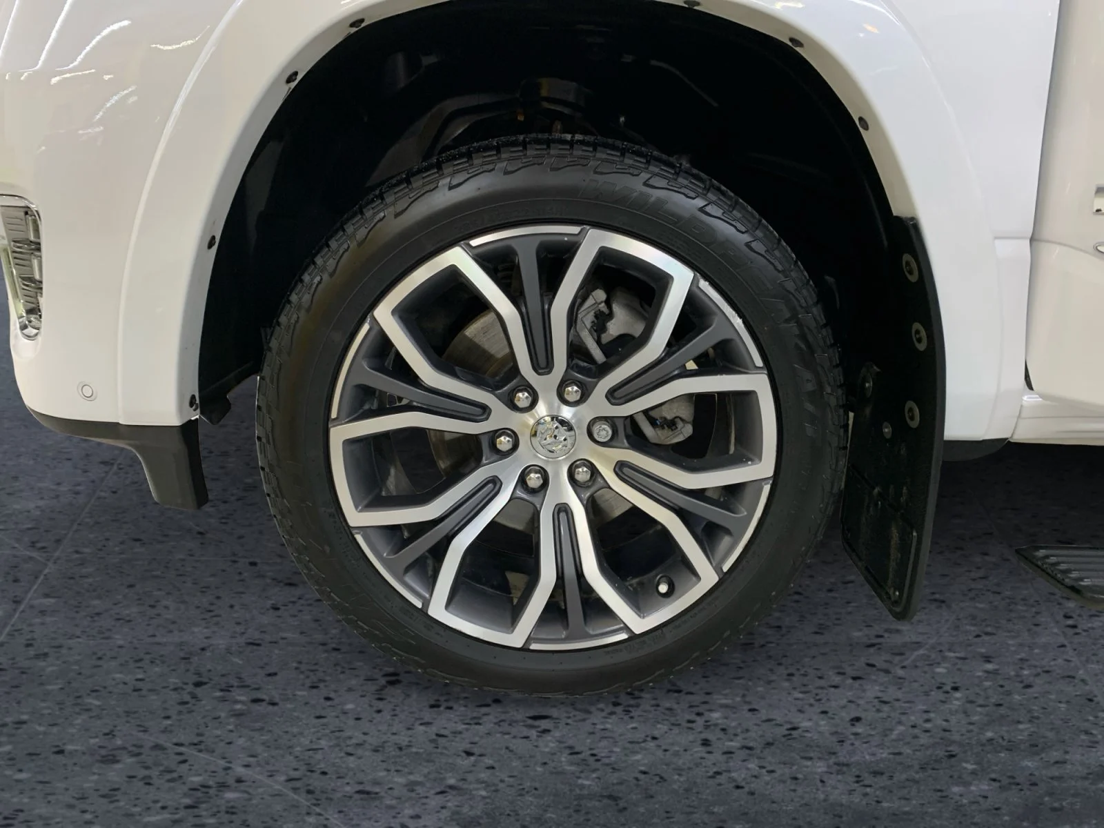 Used 2025 White Ram Tungsten image 9