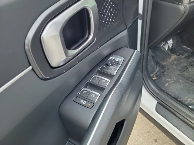 New 2026 White Kia S image 14