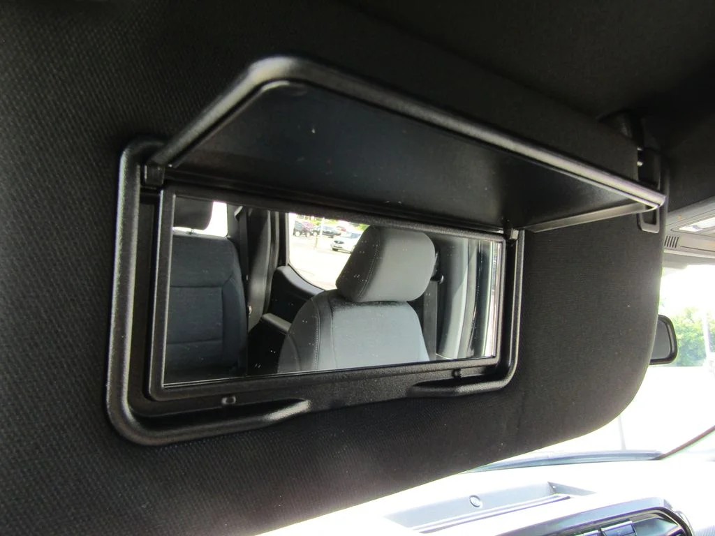Used 2023 Agate Black Metallic Ford XLT image 35