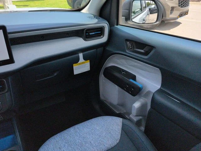 New 2026 Space White Metallic Ford XLT image 17