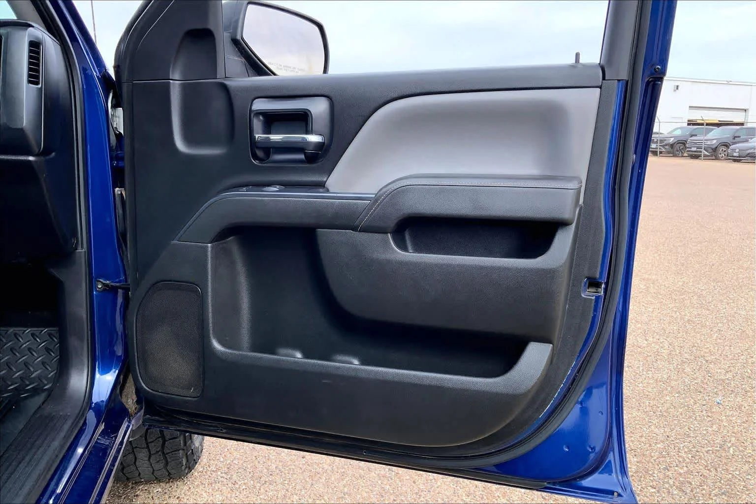 Used 2014 Cobalt Blue Metallic GMC  image 22