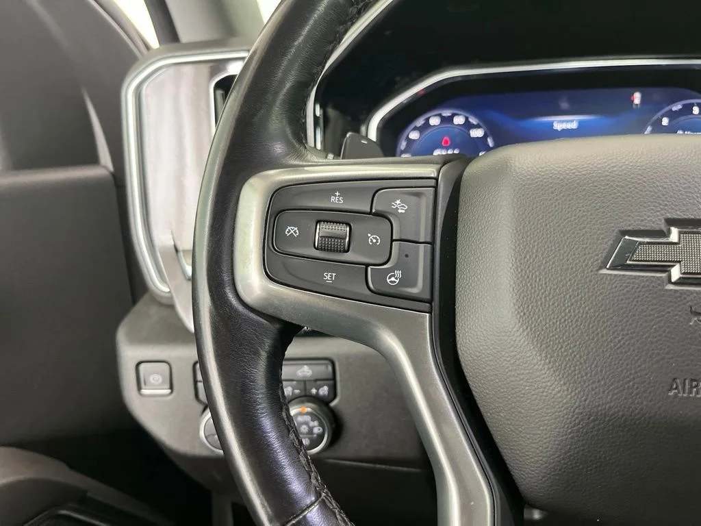 Used 2023 White Chevrolet RST image 6