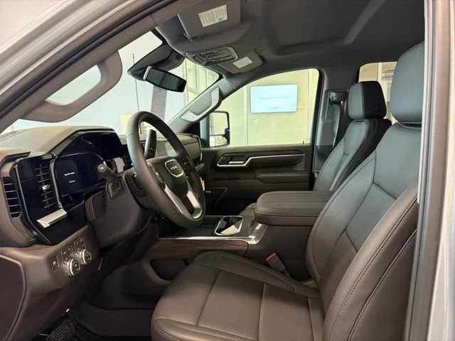 2026 GMC Sierra 2500HD SLT - Photo 17
