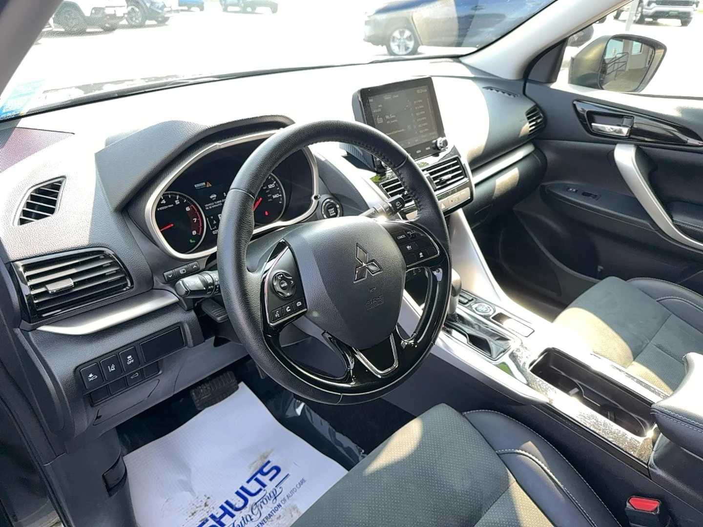 Used 2025 Gray Mitsubishi SE image 11