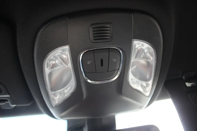 Used 2024 White Jeep Latitude image 13