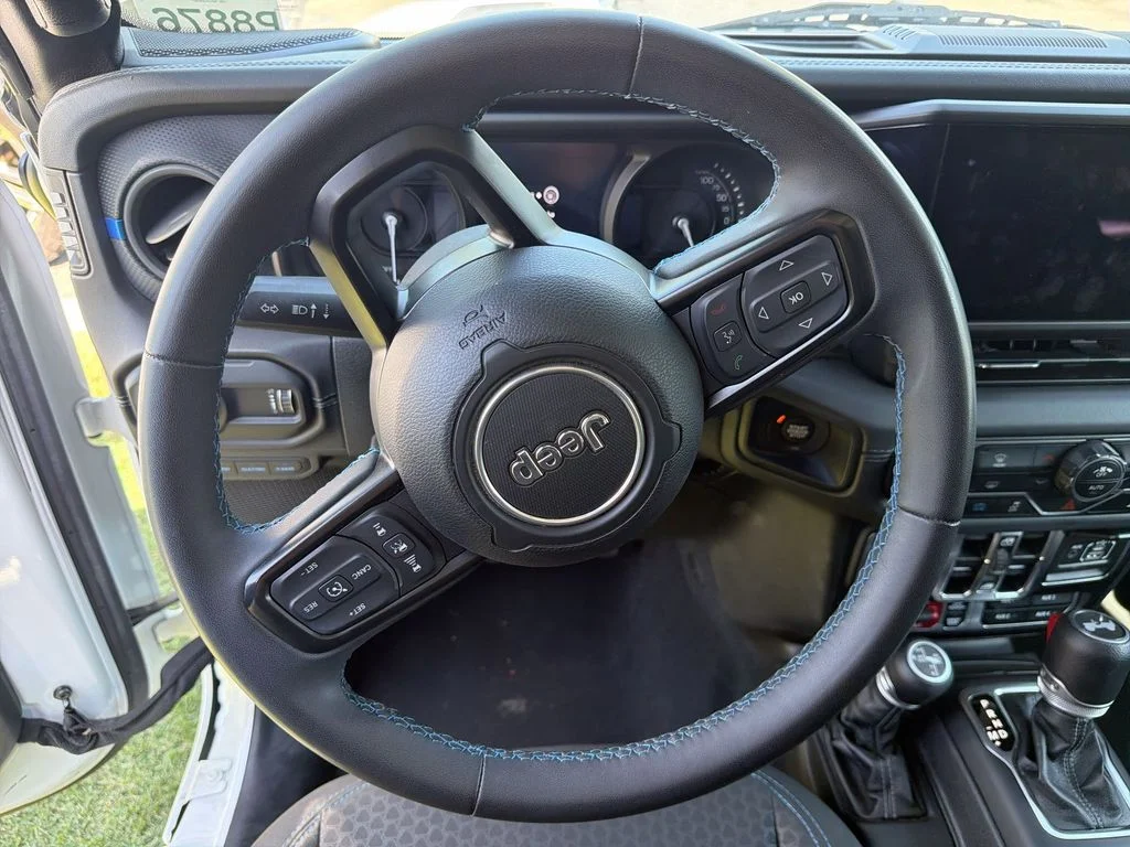 Used 2024 White Jeep Rubicon 4xe image 3