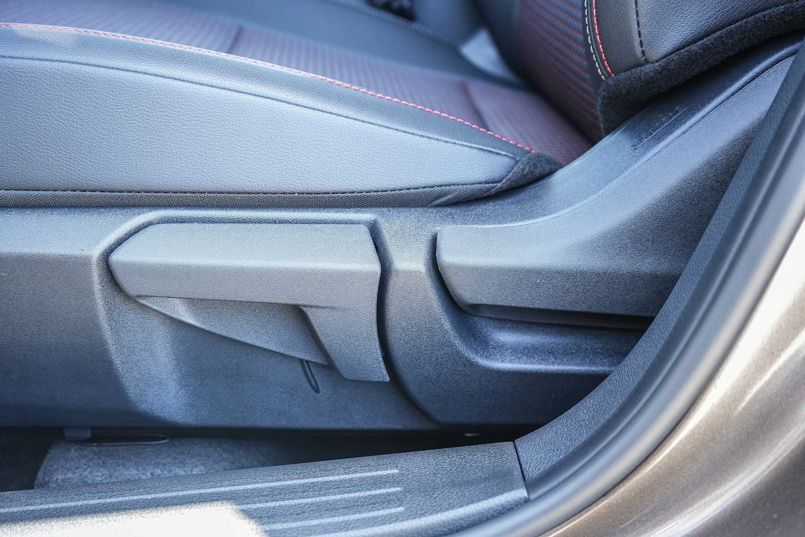 New 2026 Gun Metallic / Scarlet Ember Tintcoat Two-tone Nissan SR image 22