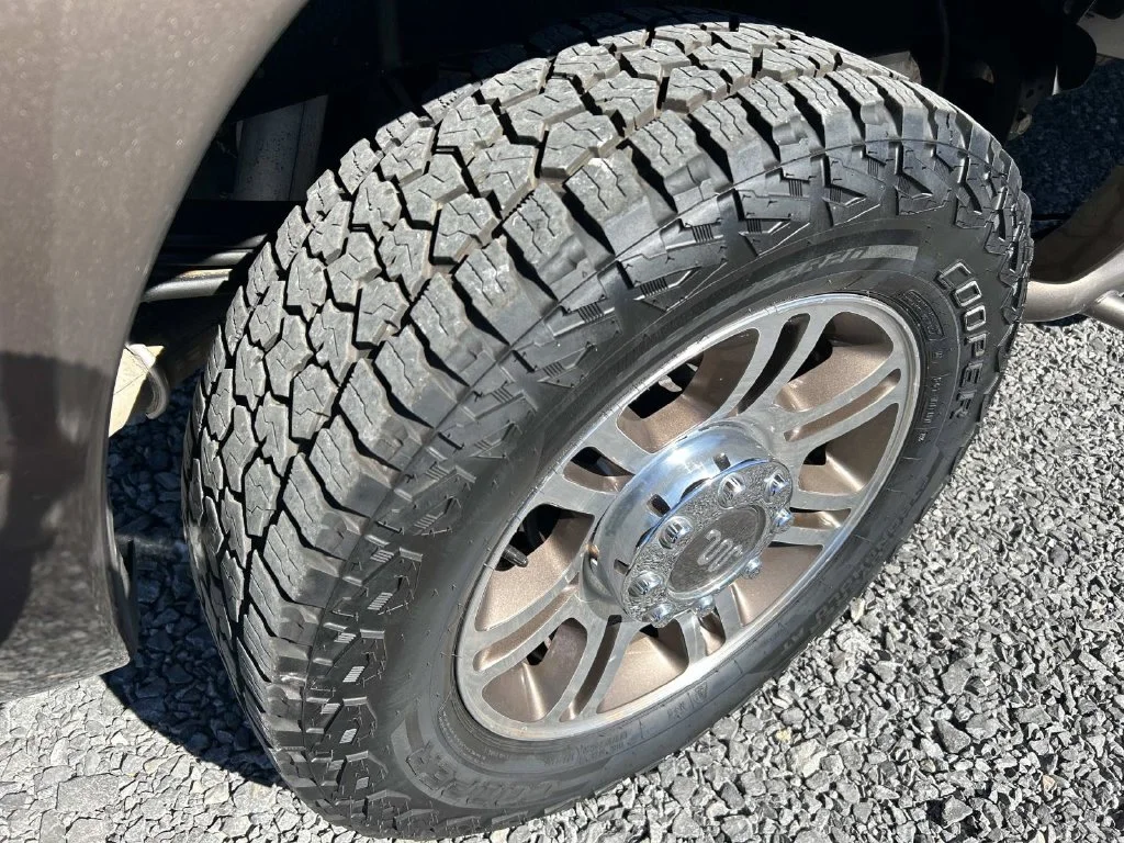 Used 2016 White Ford King Ranch image 20