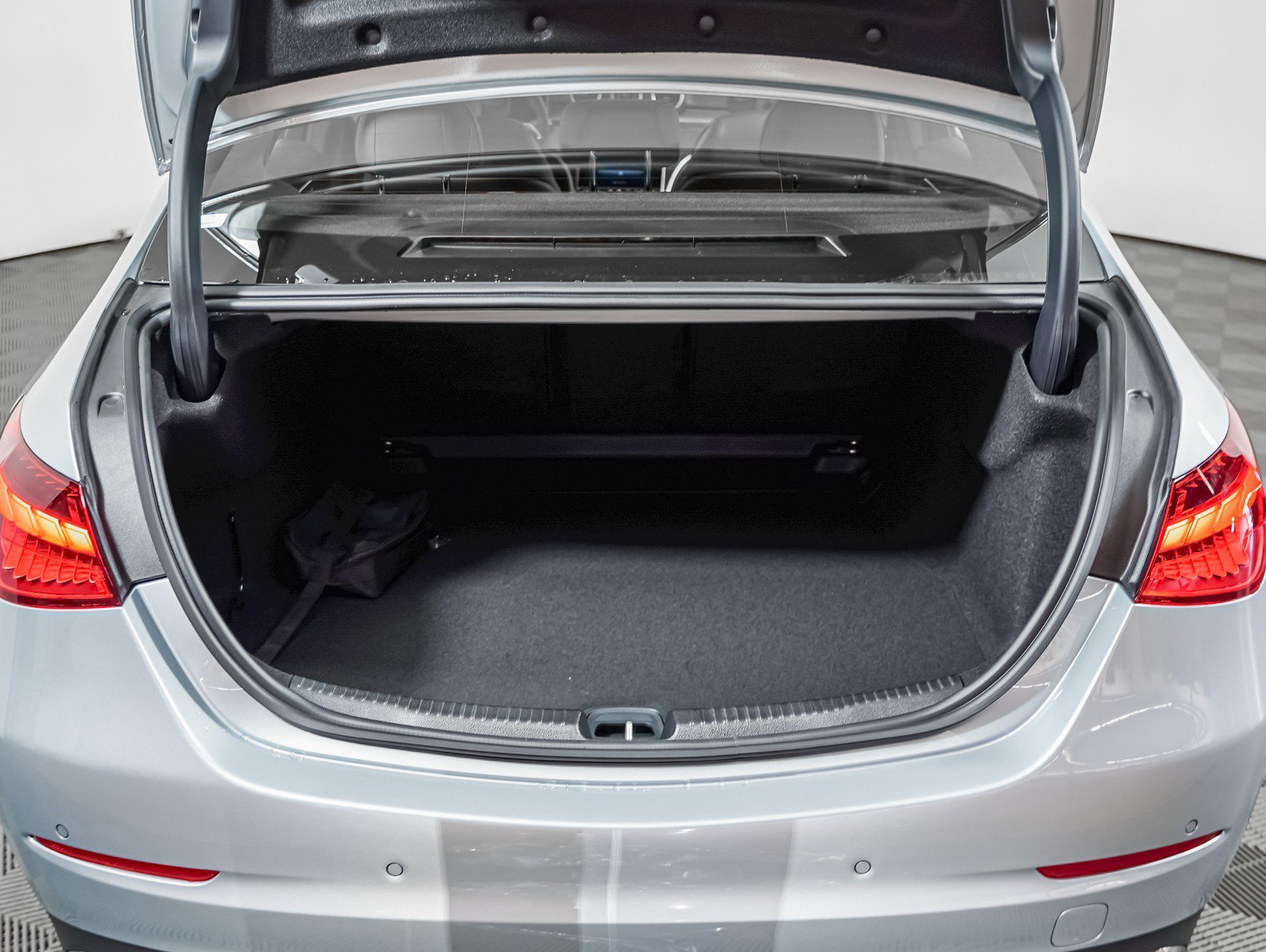 New 2026 Cirrus Silver Metallic Mercedes-Benz C 300 image 10