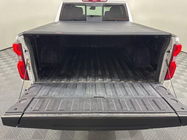 Used 2024 Iridescent Pearl Tricoat Chevrolet LTZ image 11