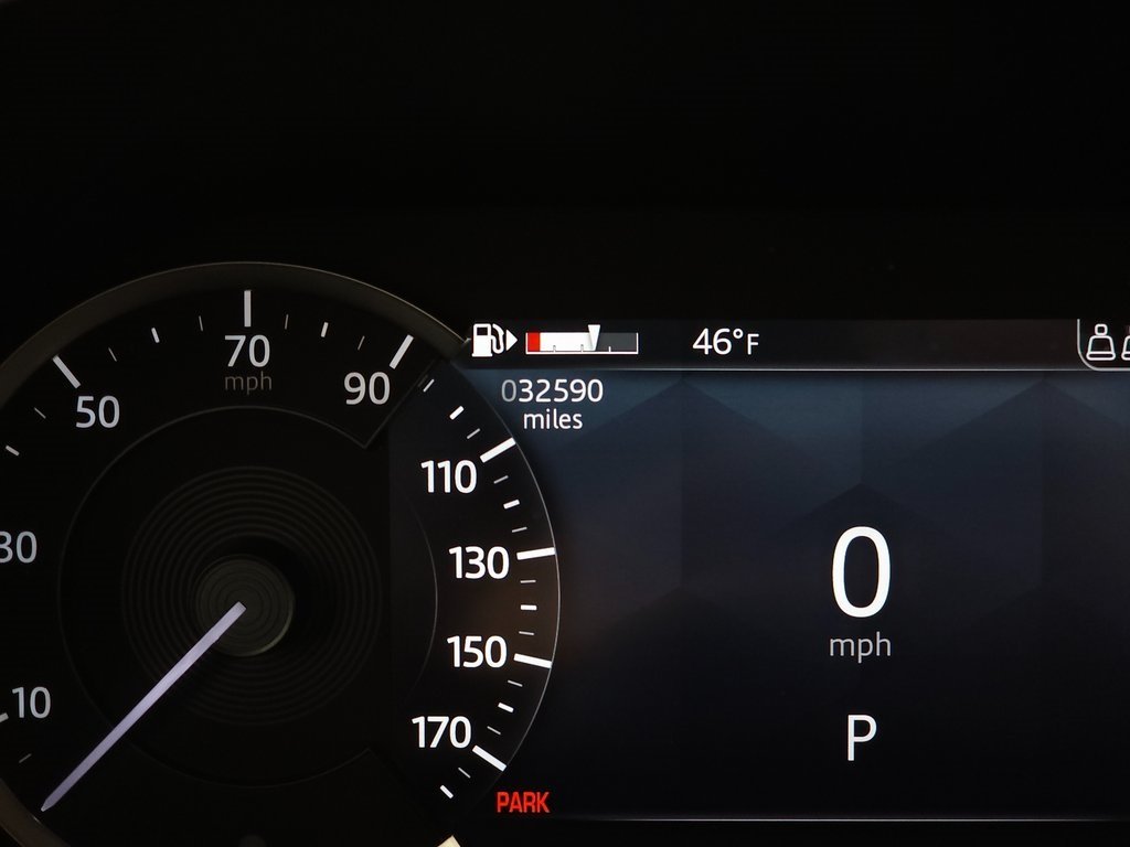 2022 JAGUAR F-PACE - Image 23