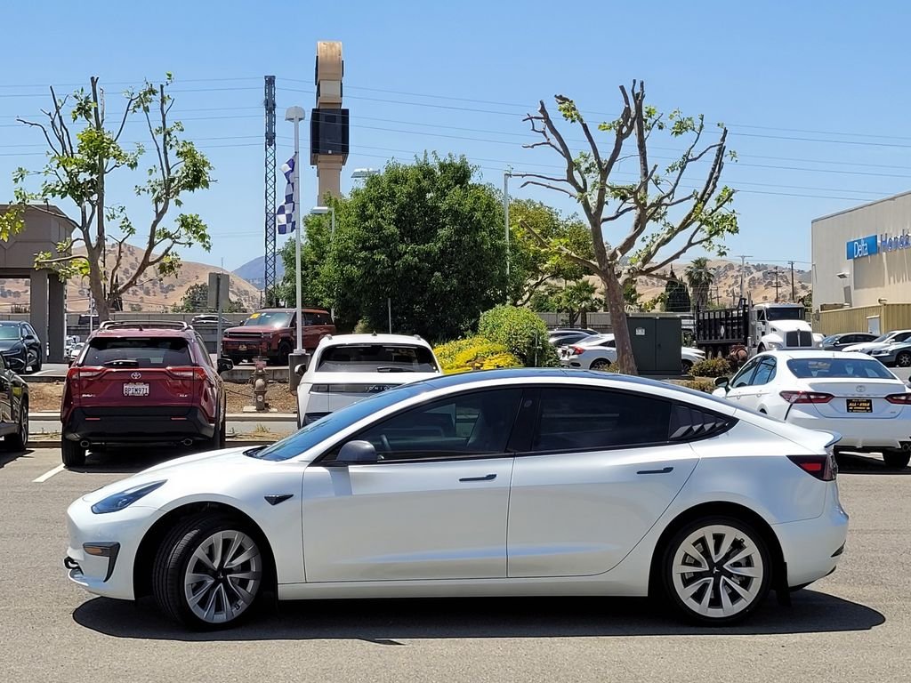 Used 2023 White Tesla Base image 7