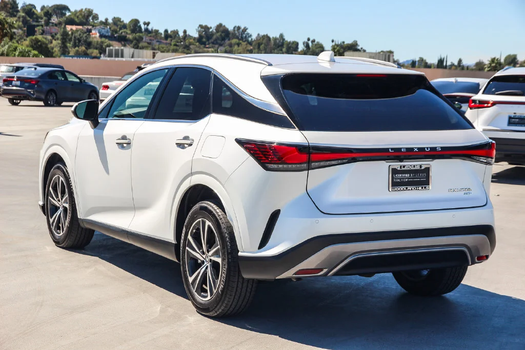 Certified Used 2024 White Lexus 350h Premium image 7