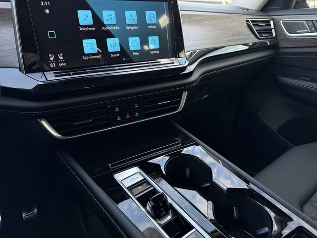 2026 Volkswagen Atlas SEL Premium R-Line - Photo 12