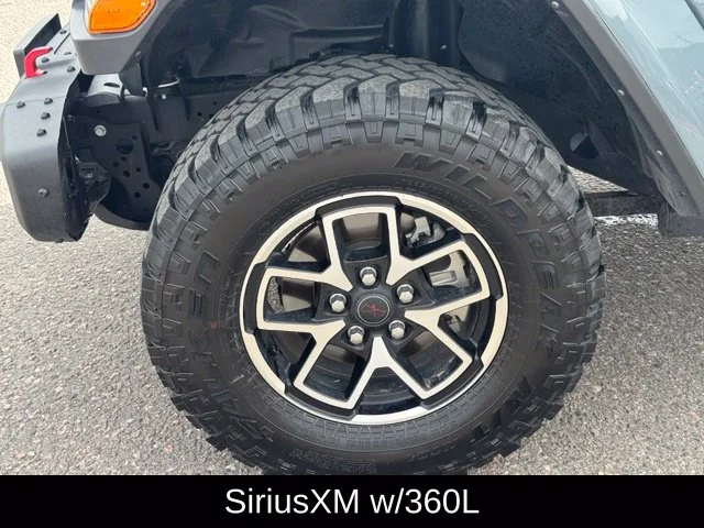 Used 2025 Gray Jeep Rubicon image 10