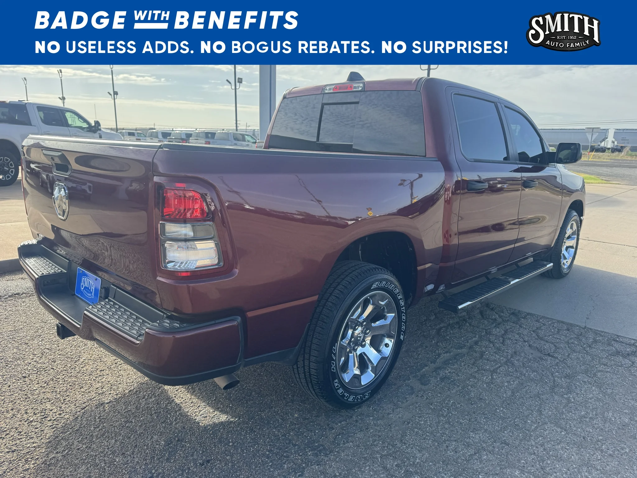 Used 2023 Delmonico Red Pearlcoat Ram Tradesman image 8