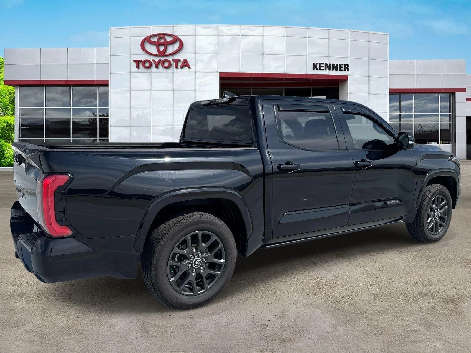 2022 Toyota Tundra Platinum - Photo 6