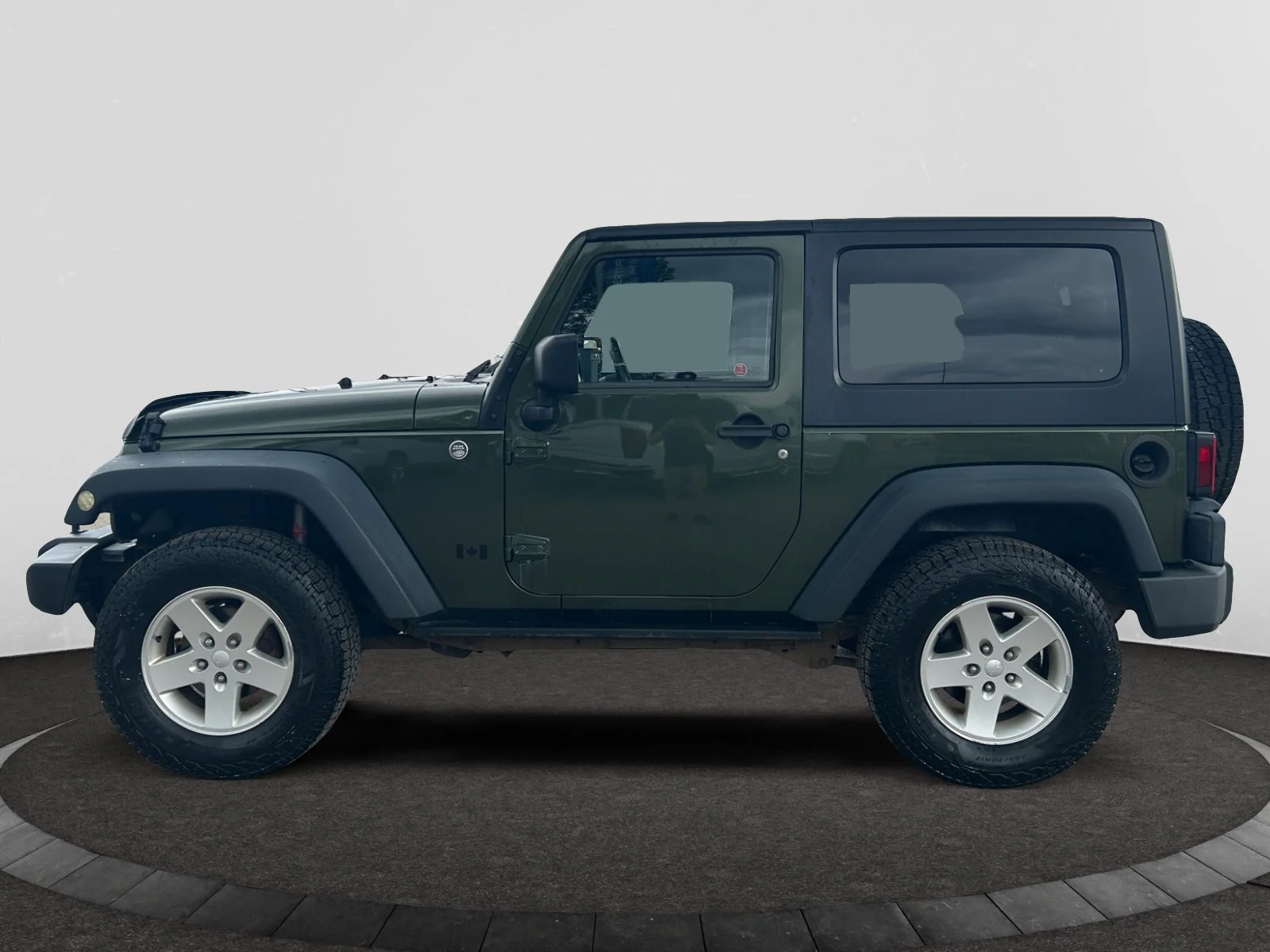 Used 2009 Jeep Green Metallic Jeep X image 2
