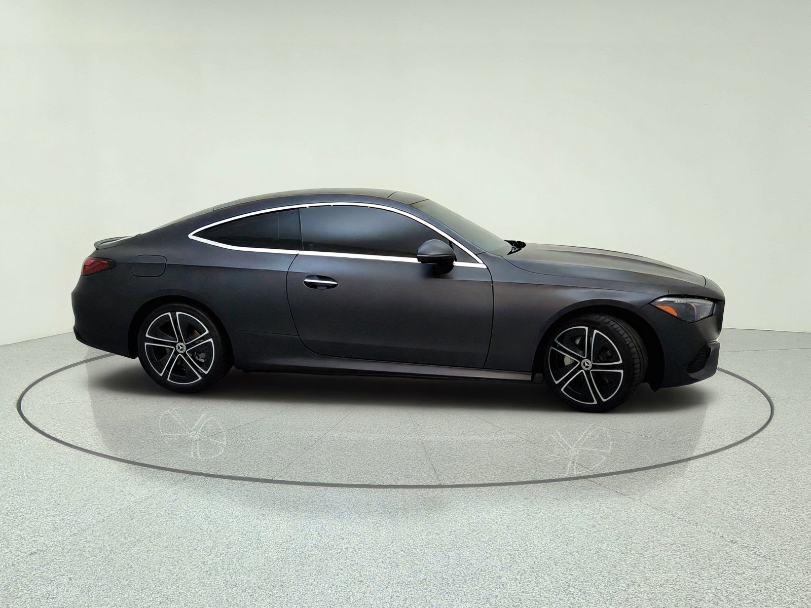 Certified Used 2024 MANUFAKTUR Graphite Grey Magno Mercedes-Benz CLE 300 image 4
