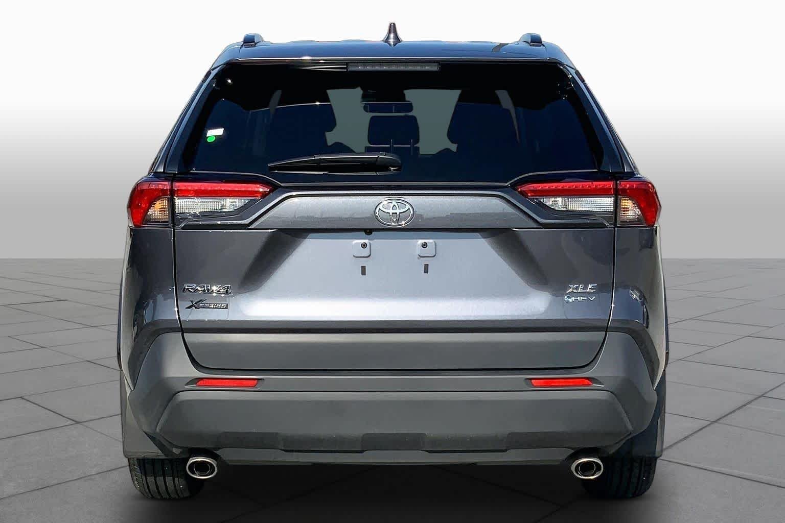 Certified Used 2025 Magnetic Gray Metallic Toyota Hybrid XLE image 5