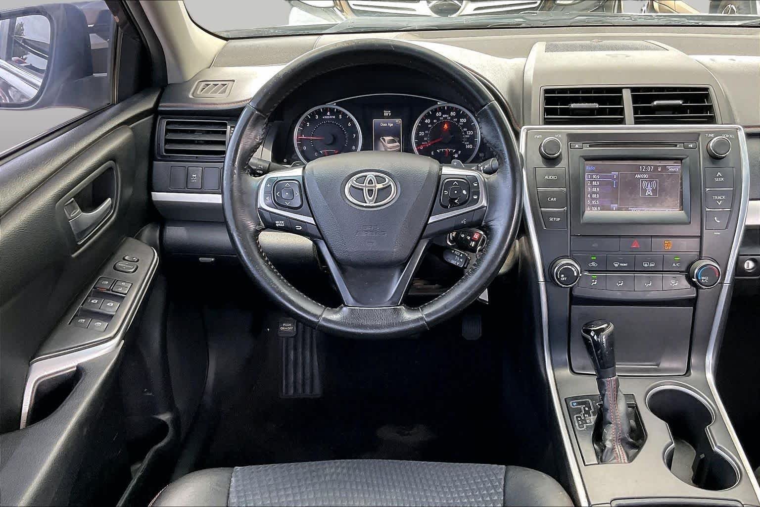 Used 2015 Predawn Gray Mica Toyota SE image 4