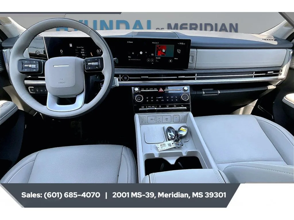 Used 2025 Serenity White Hyundai Calligraphy image 13