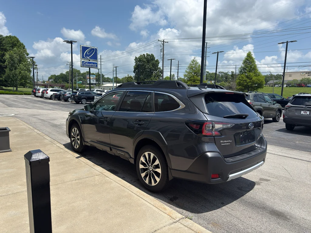Used 2024 Magnetite Gray Metallic Subaru Limited XT image 5