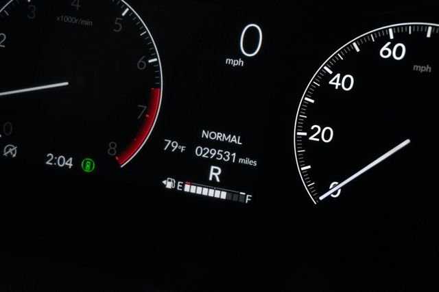 Used 2024 White Honda EX image 9