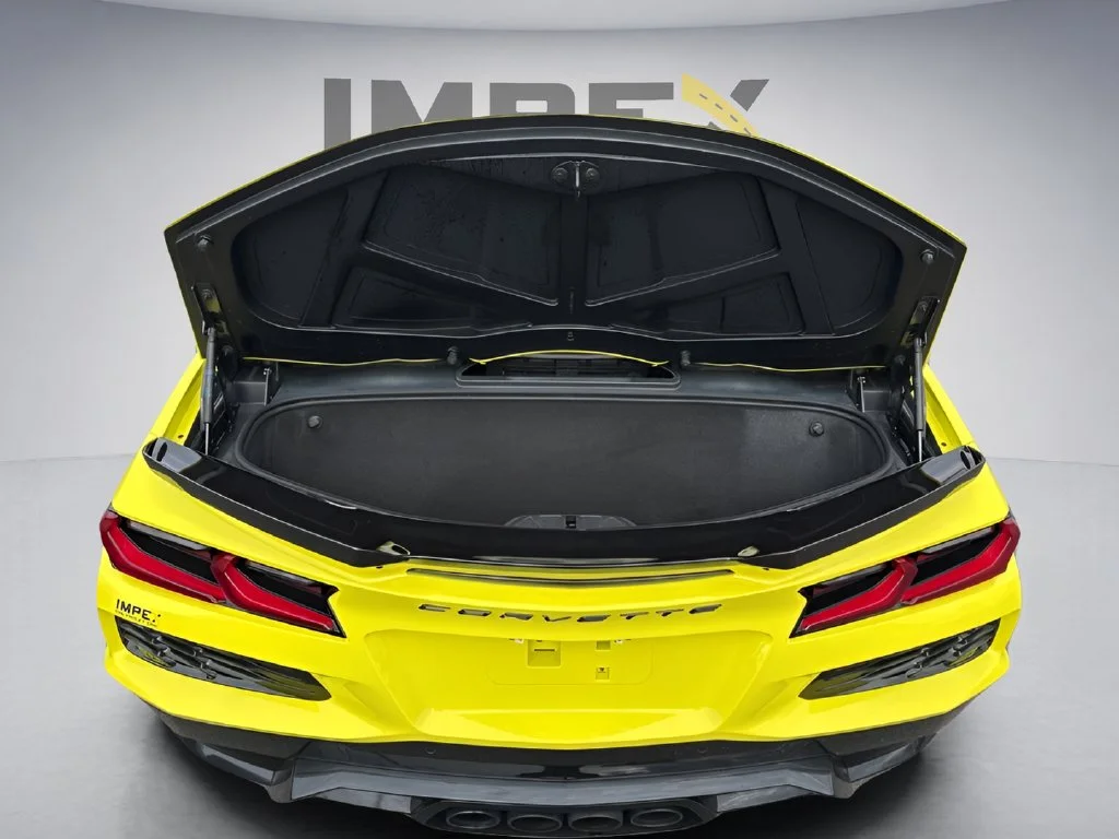 Used 2024 Yellow Chevrolet Z06 image 25