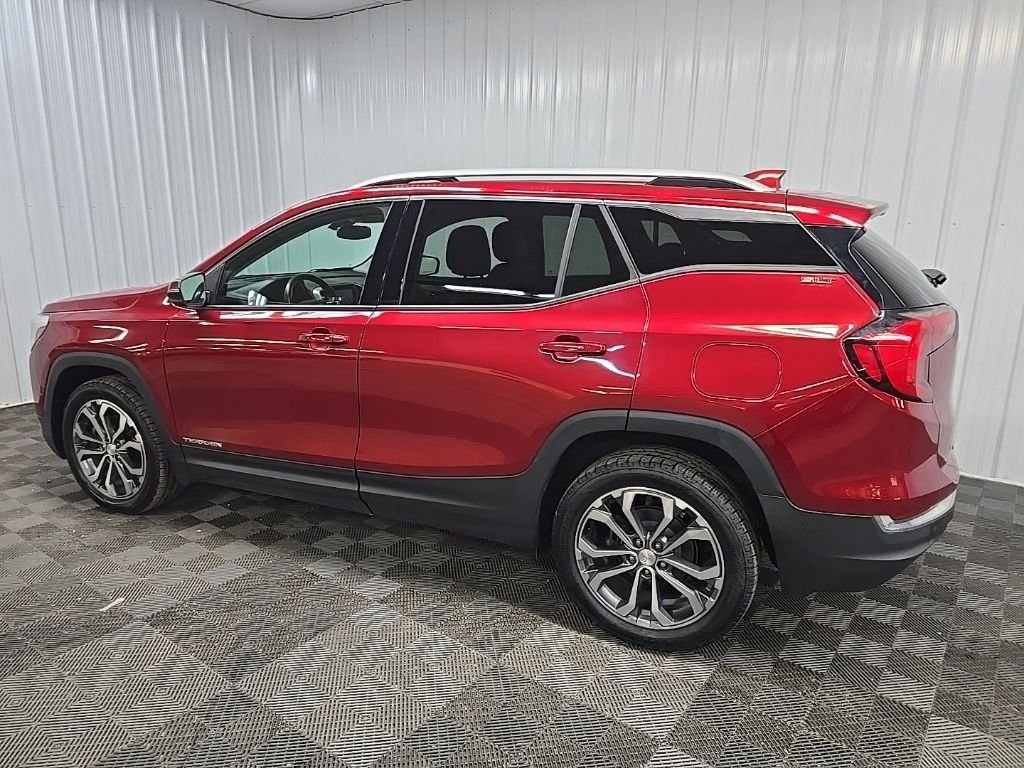 Used 2019 Red GMC SLT image 4