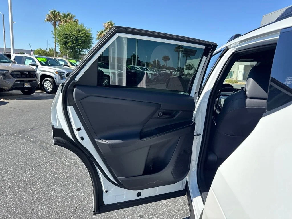 2026 Toyota bZ XLE - Photo 11