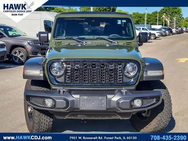 Used 2024 Green Jeep Sport image 4