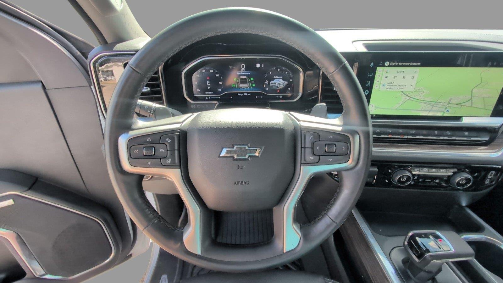 Used 2025 Summit White Chevrolet RST image 28