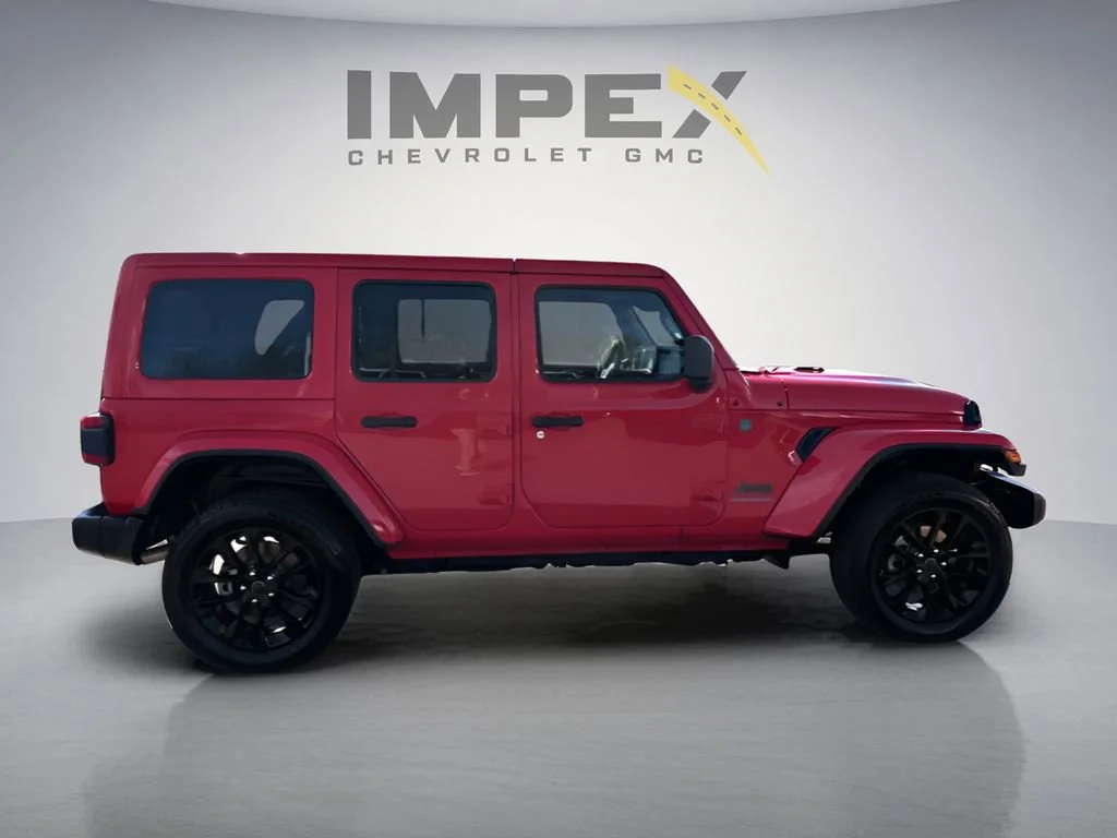 Used 2025 Red Jeep Sahara image 6