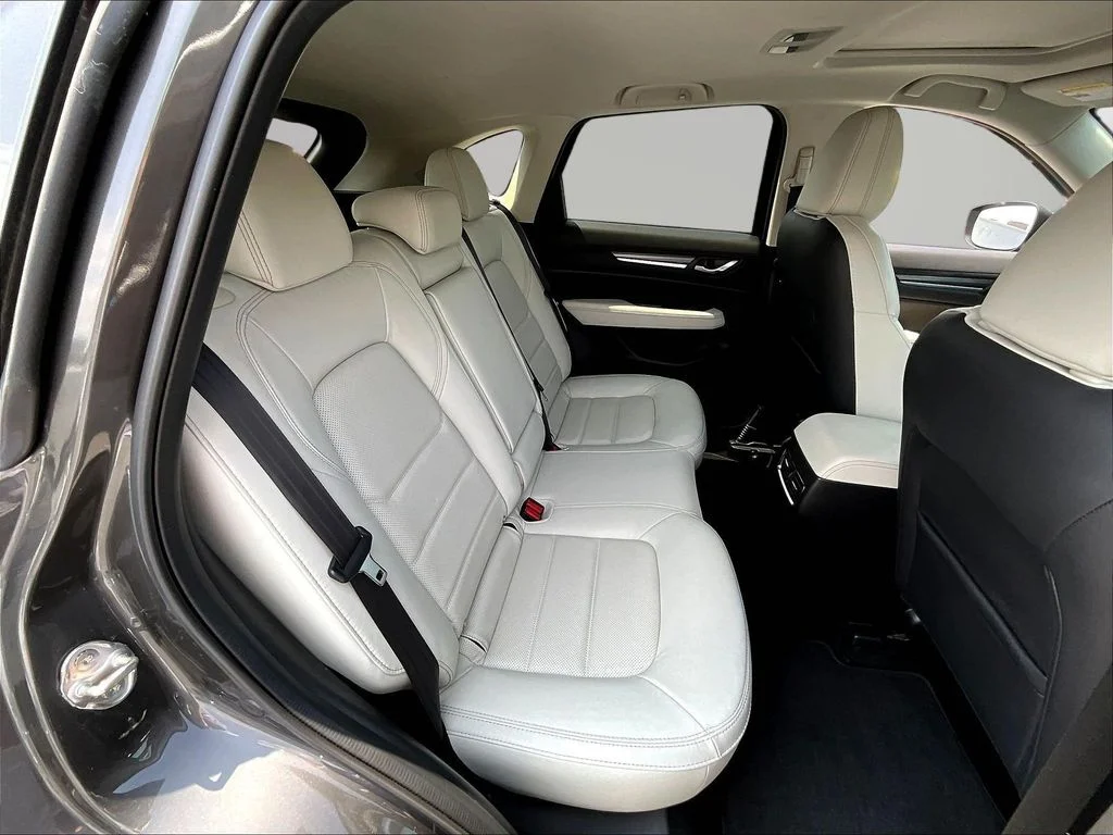 Used 2021 Machine Gray Mazda Grand Touring image 27