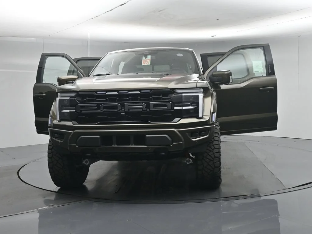 New 2026 Shelter Green Ford Raptor image 34