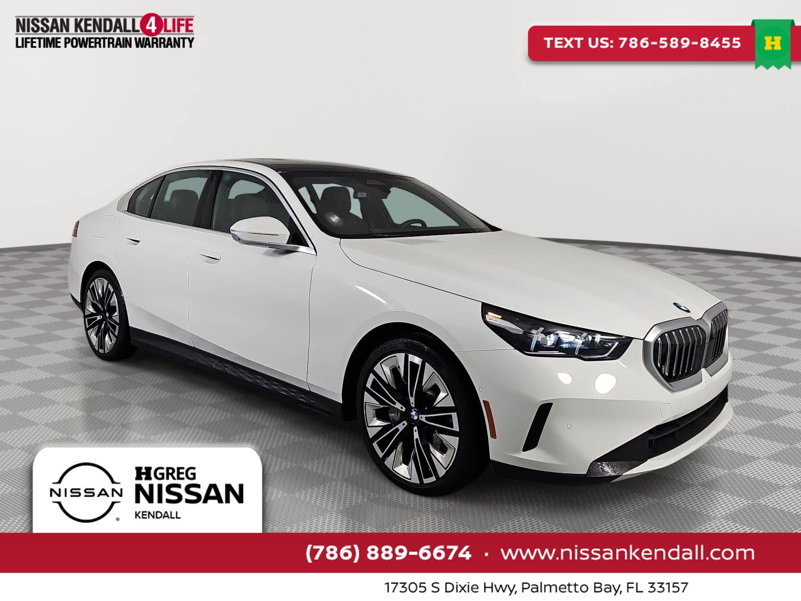 Used 2026 White BMW 540i xDrive image 1