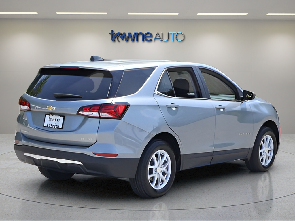 Used 2024 Gray Chevrolet LT image 5