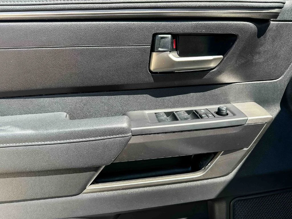 2024 Toyota Tundra SR5 - Photo 16