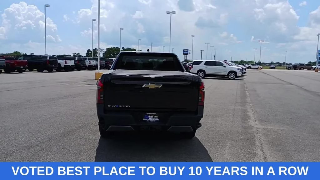 2026 Chevrolet Silverado EV LT - Photo 7