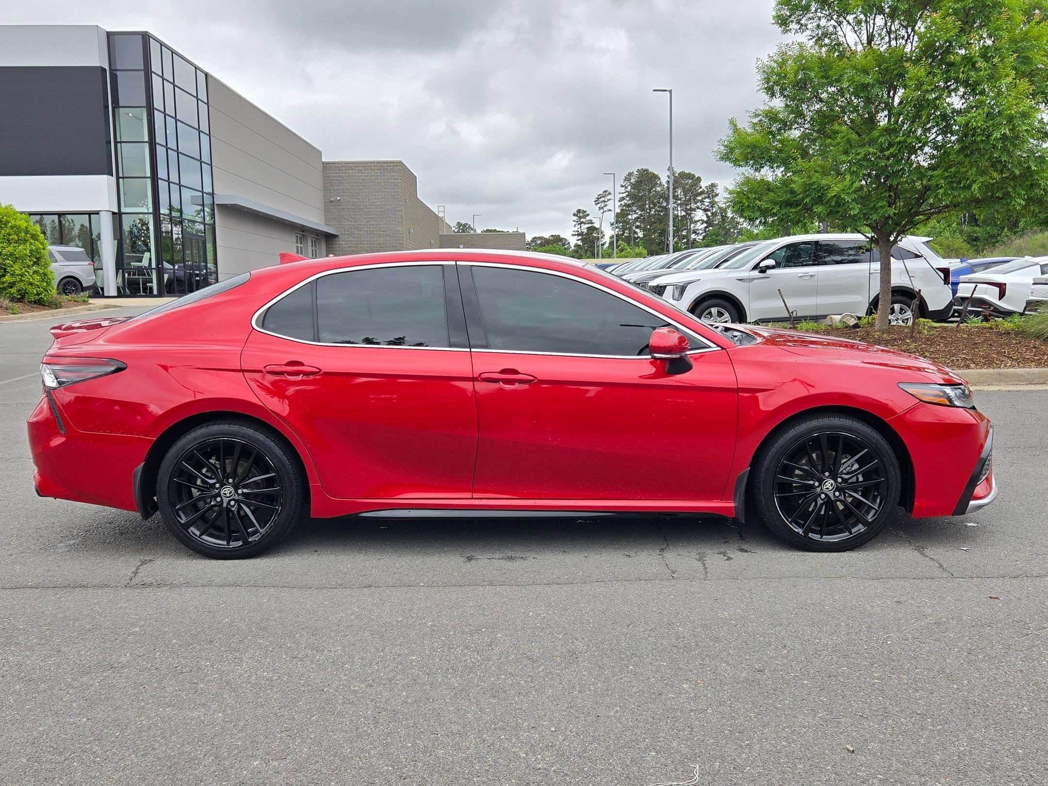 Used 2022 SUPERSONIC RED Toyota XSE image 8