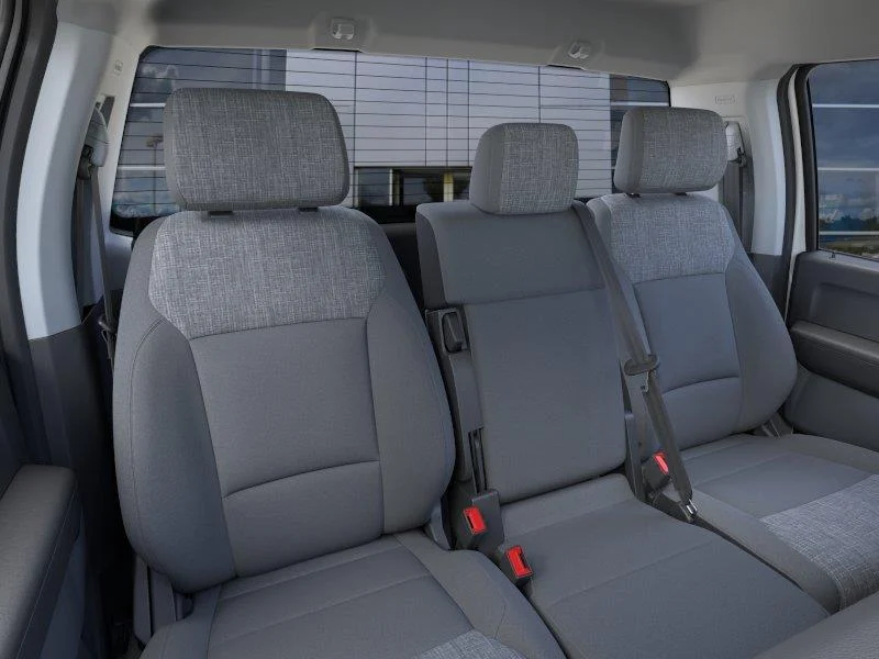 2025 Ford F-350 Super Duty XLT - Photo 10