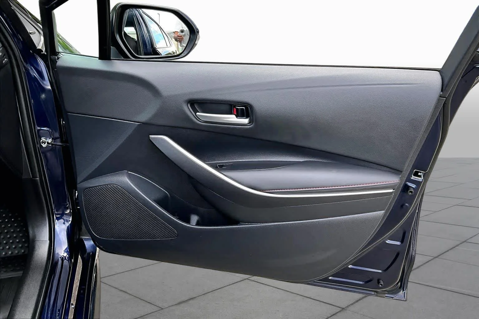 Certified Used 2025 Blueprint Toyota SE image 22